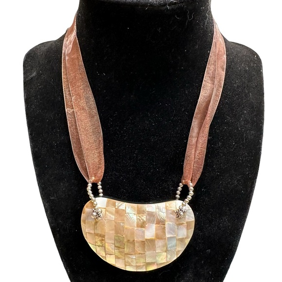 Vintage, Mother of Pearl, Pendant & Organza Ribbon Necklace - Picture 1 of 11